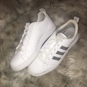 Adidas Tennis Shoes